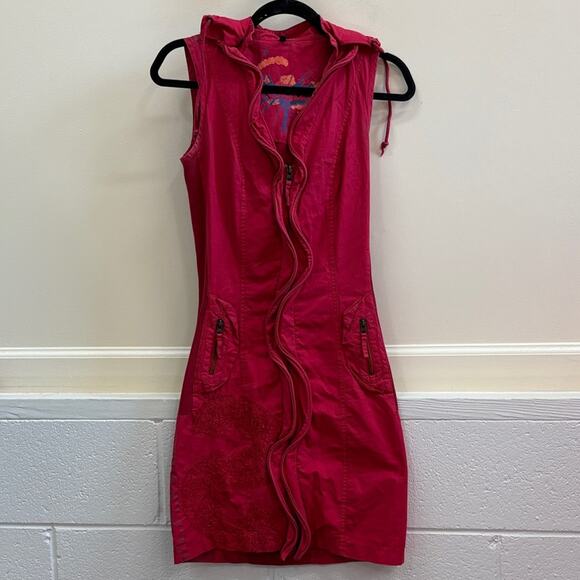 Desigual Dresses & Skirts - Desigual vintage Sleeveless Pink Ruffle zip front removable hoodie Dress